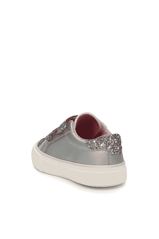 شوزات اطفالي بناتي