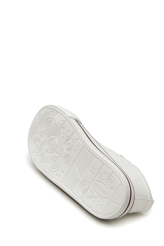 شوزات اطفالي ولادي