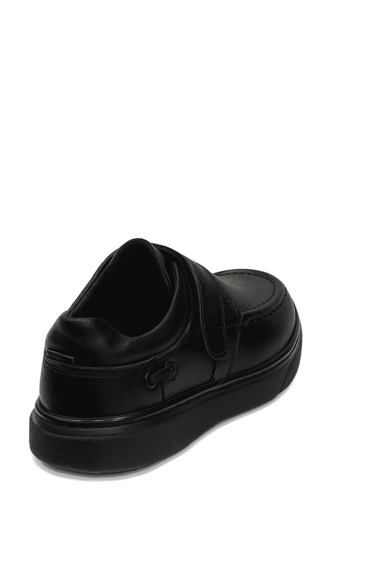 شوزات اطفالي ولادي