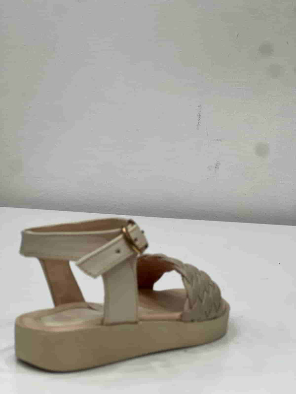 صندل بيبى بناتي