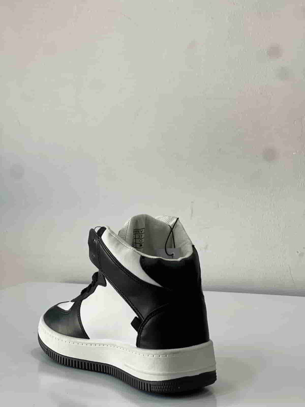 شوزات اطفالي ولادي